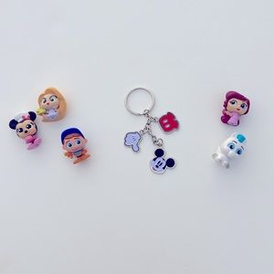 Disney Doorables and Mickey Key chain trinkets prizes park gift